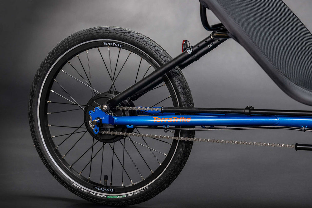 Direct chain run to the rear hub of the TerraTrike Rogue e+ with no idler pulleys