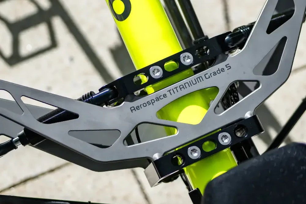 Aerospace Grade 5 titanium leaf-spring front suspension on the AZUB Ti-FLY 20 recumbent trike