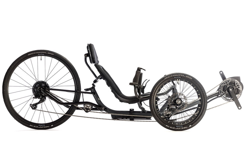 TerraTrike Spyder e+ in Shadow Black, side profile showing the low two-piece aluminum frame