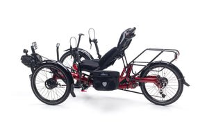 AZUB TRIcon 20 Dream Seat and adjustable cockpit, front three-quarter view
