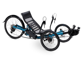 AZUB TRIcon 26 recumbent trike, blue, three-quarter studio view