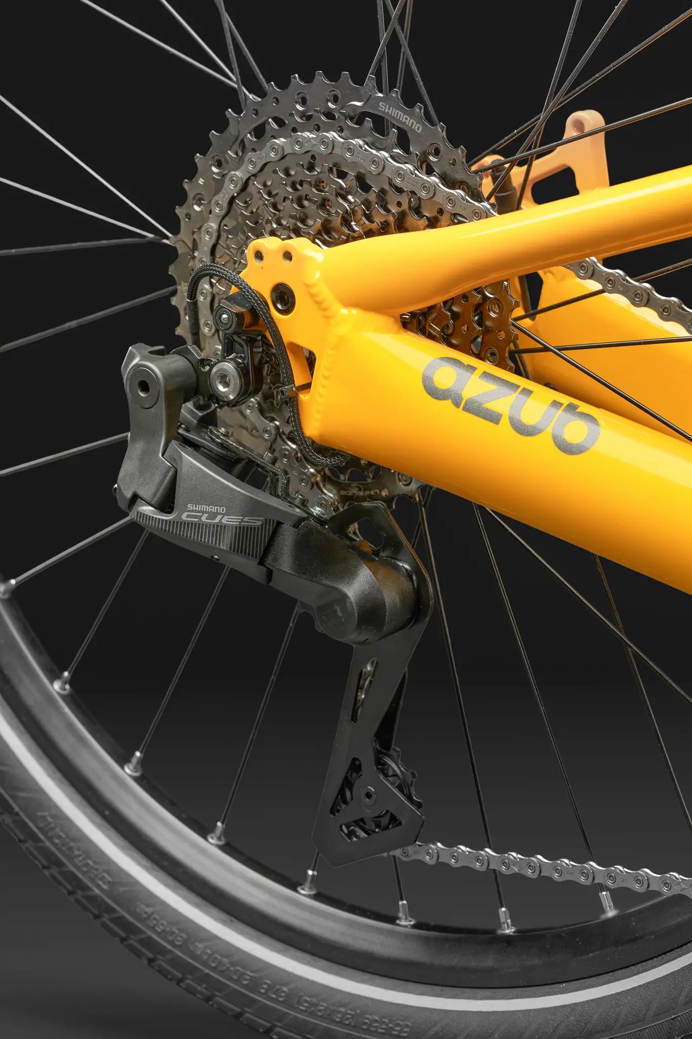 Shimano Cues cassette and rear derailleur on the AZUB T-Tris AR