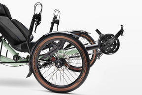 AZUB T-Tris 26 rear drivetrain and crankset, three-quarter view