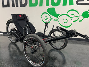 Azub Ti-Fly 26 – Full Suspension Recumbent Trike with Pinion 18 & 500W Motor (Used, Well-Maintained)