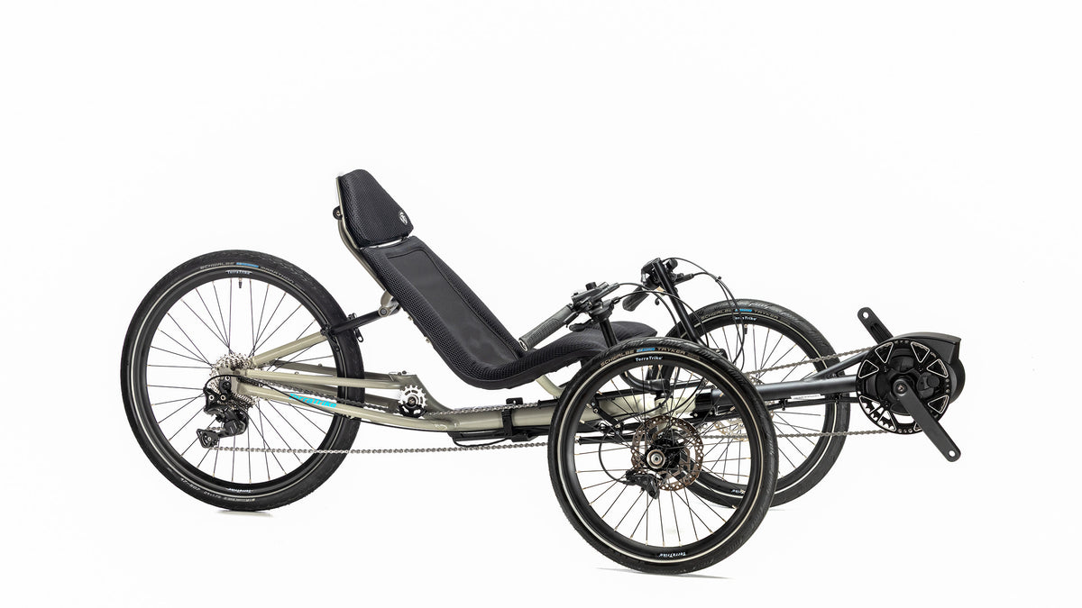TerraTrike GTS e+ three-quarter view in Fog