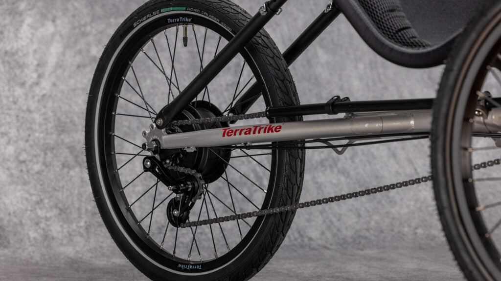 Folding chainstay detail on the Traveler e+