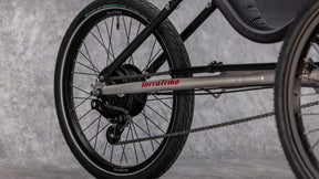 Folding chainstay detail on the Traveler e+
